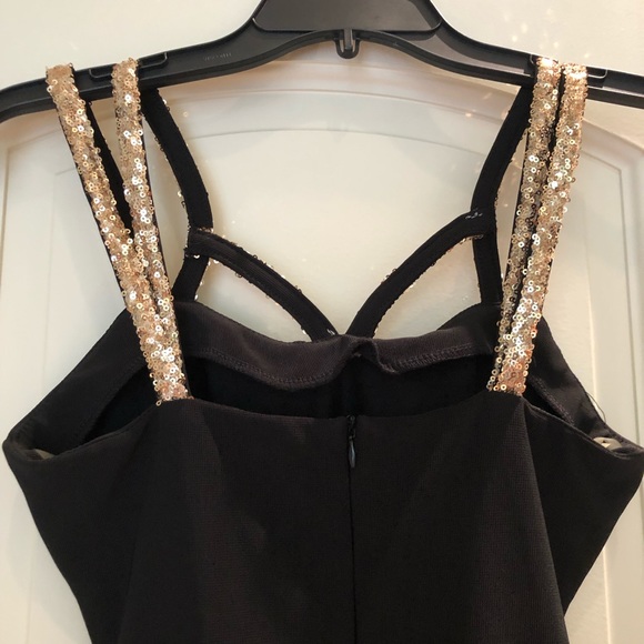 Black Bodycon Dress - Picture 5 of 7